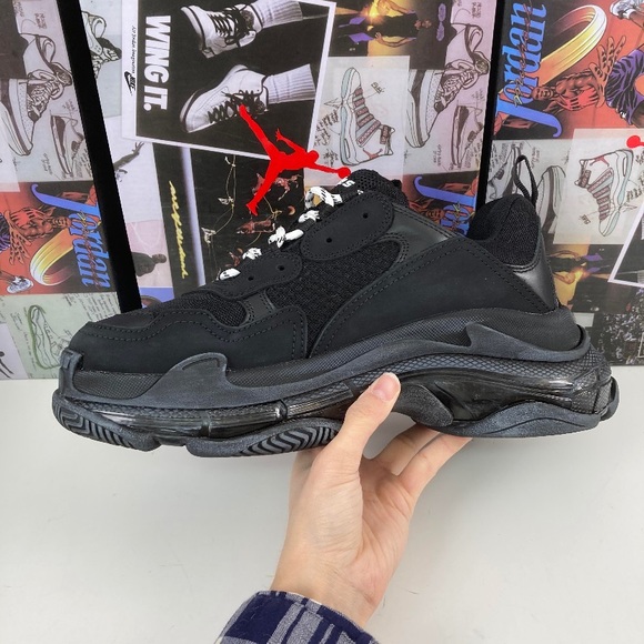 Balenciaga size 42 US 9 - Picture 2 of 11